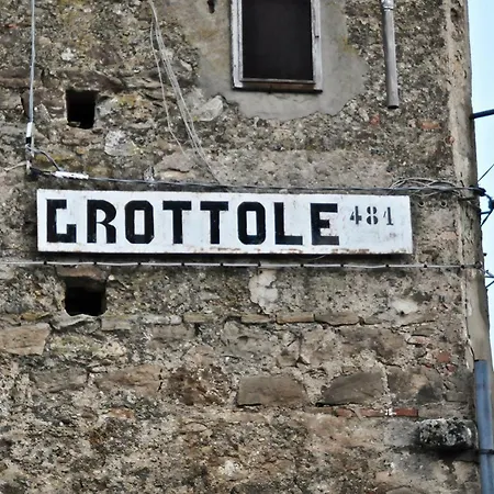 Διαμέρισμα A' Terravecchia Loft Grottole